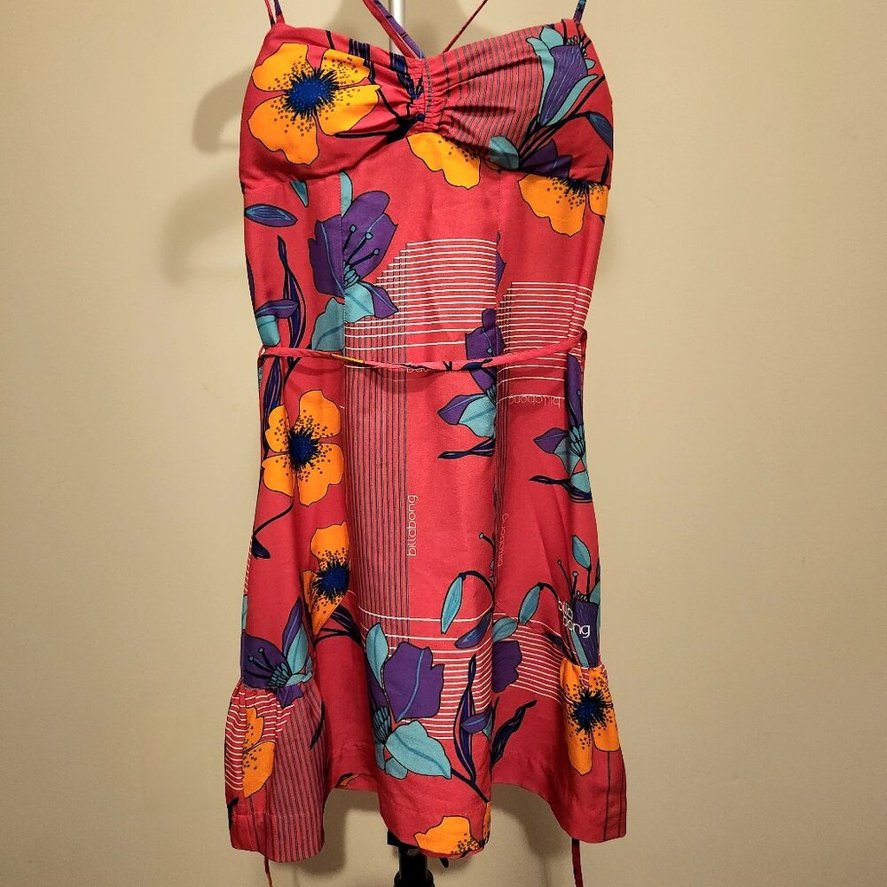 Billabong Silky looking Floral Dress with Built-in Bra